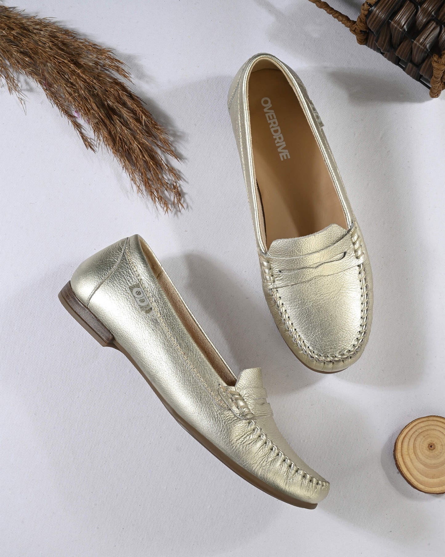 Diva Gold Leather Moccasin