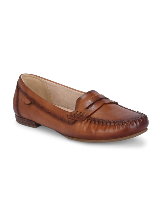 Lucy Tan Leather Moccasin